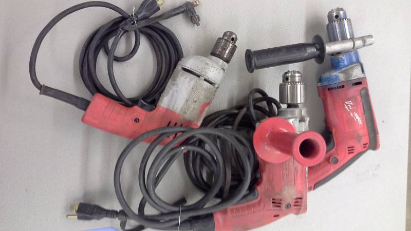 lot 103 image: Milwaukee Drills (3)