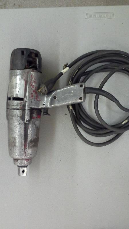 lot 109 image: Heavy Duty Drill, Manufacturer Unknown (1)