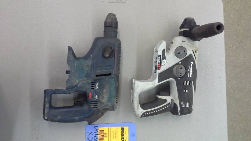 lot 139 image: Pair of Cordless Drills (Untested) (2)