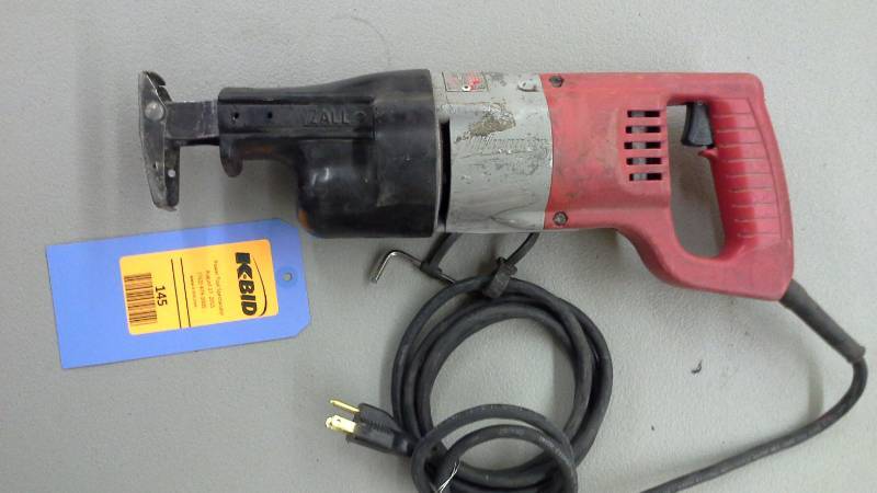 lot 145 image: Milwaukee Sawzall Reciprocating Saw (1)