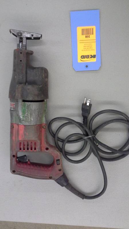 lot 168 image: Milwaukee Sawzall Reciprocating Saw (1)