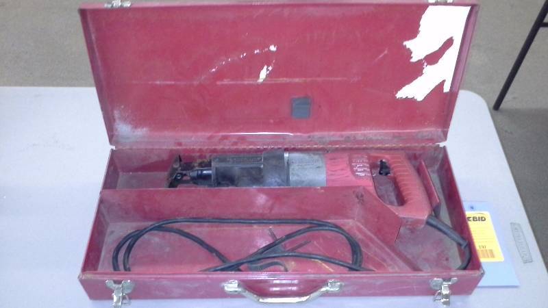 lot 192 image: Milwaukee Sawzall Reciprocating Saw (1)