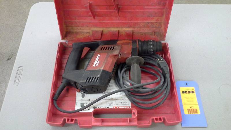 lot 217 image: Hilti TE5 Hammer Drill (1)