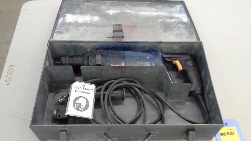 lot 228 image: Bosch Bulldog 11224VSR Drill (1)