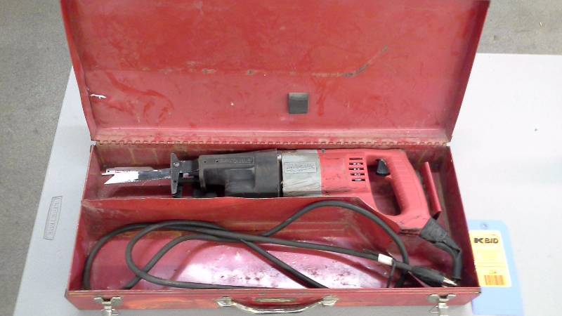 lot 234 image: Milwaukee Sawzall Reciprocating Saw (1)