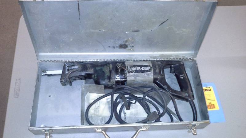 lot 248 image: Porter Cable Reciprocating Saw (1)