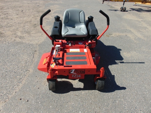 lot 7 image: Demo model  34 Encore Fuzion Zero Turn Mower