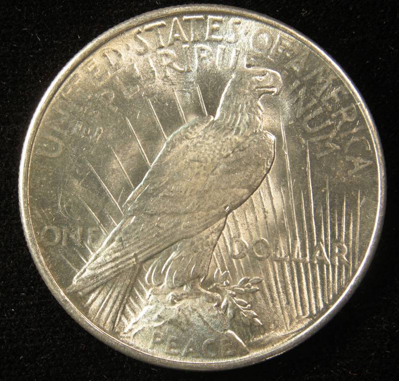 1922 PEACE SILVER DOLLAR UNC