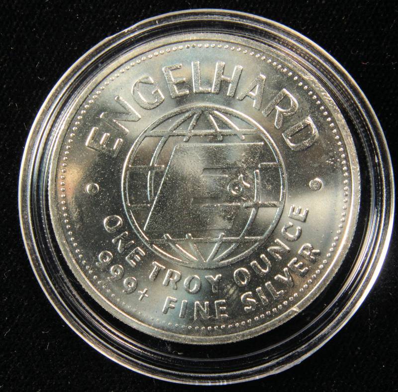1 TROY OZ. .999 FINE SILVER PROSPECTOR ROUND 1982 IN AIRTITE HOLDER