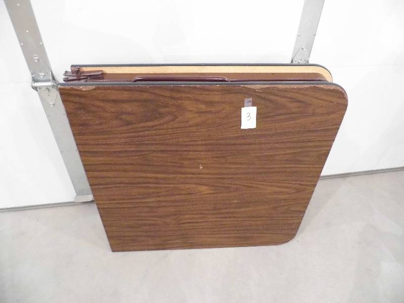 5 Folding Table