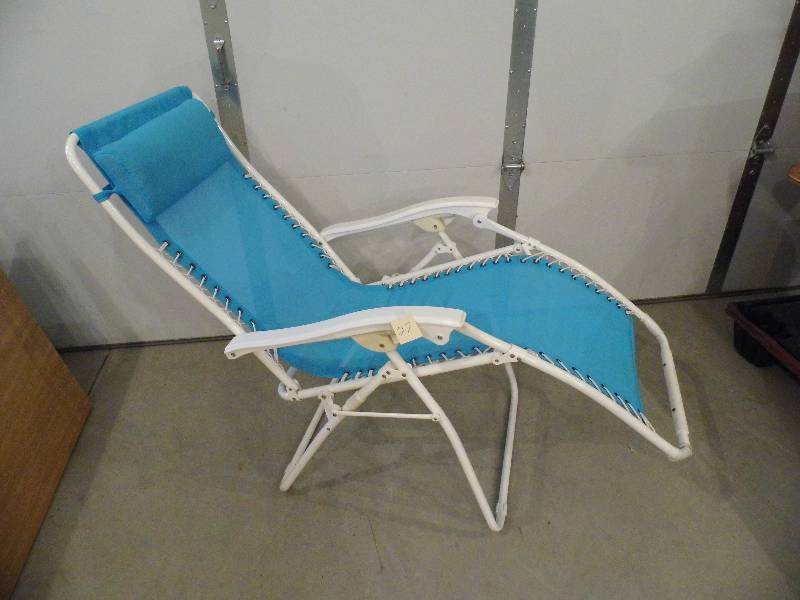 White Lounge Chair