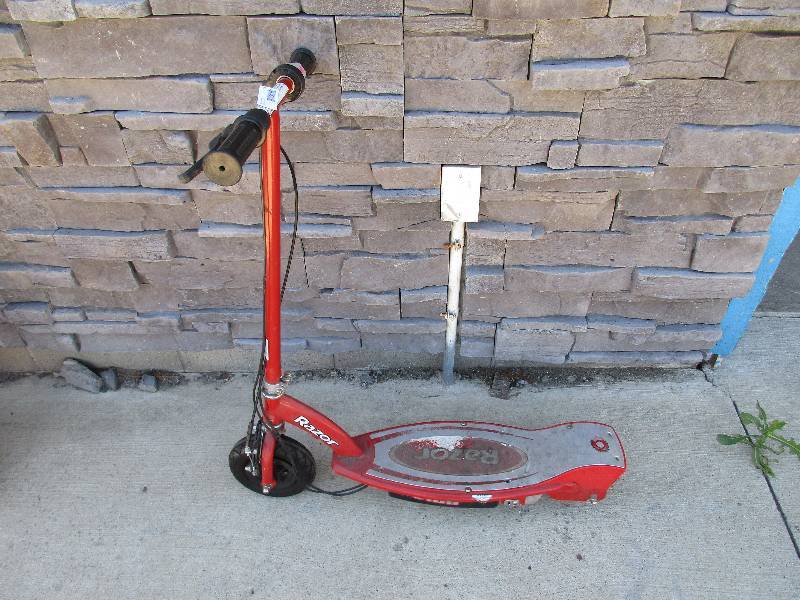 Razor scooter