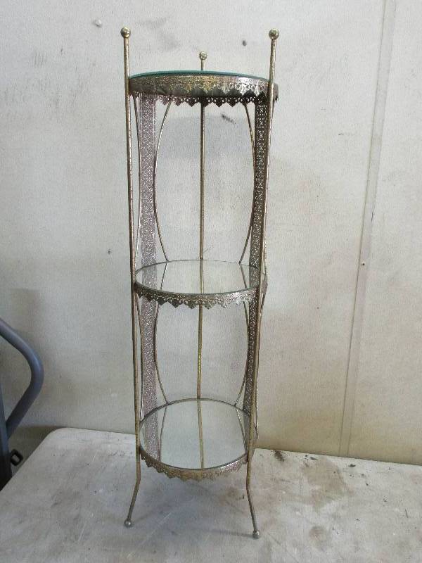 Mirrored Shelf
