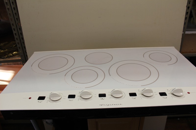 New Frigidaire Cooktop