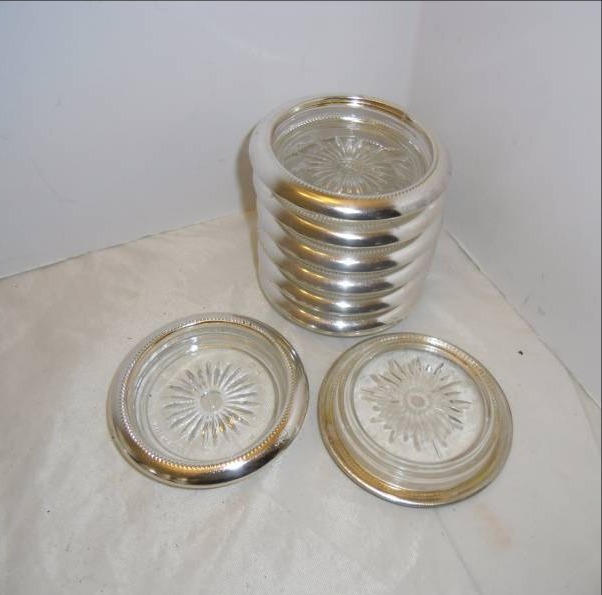 lot 8 image: A Touch of Silver