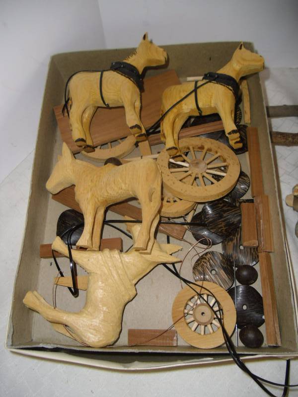 lot 17 image: Wood Primitives