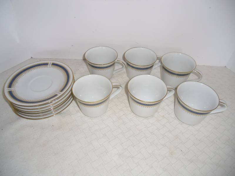 lot 31 image: Noritake China Dishes