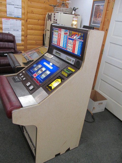 Triple Red White & Blue Slot Machine