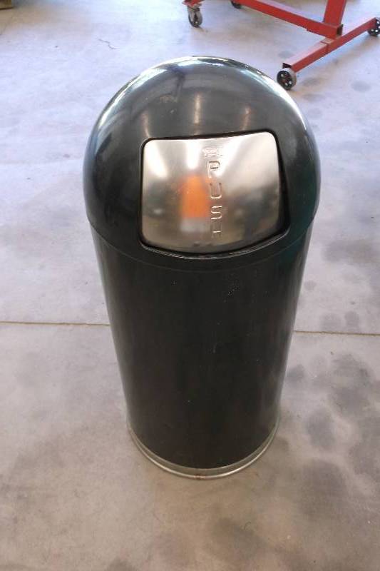 Trash Can