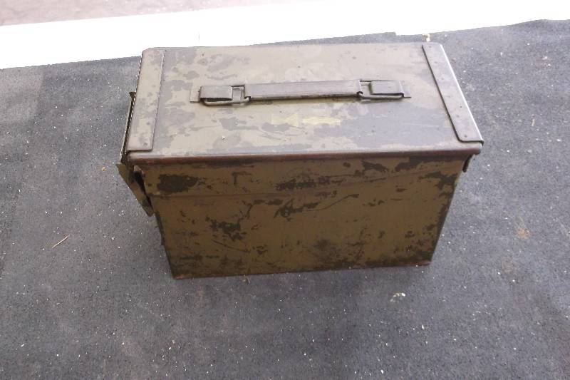 Ammunition box