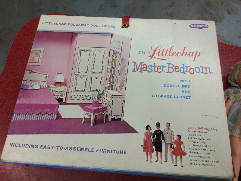 lot 39 image: Vintage dolls and doll house The Little Chap Master Bedroom