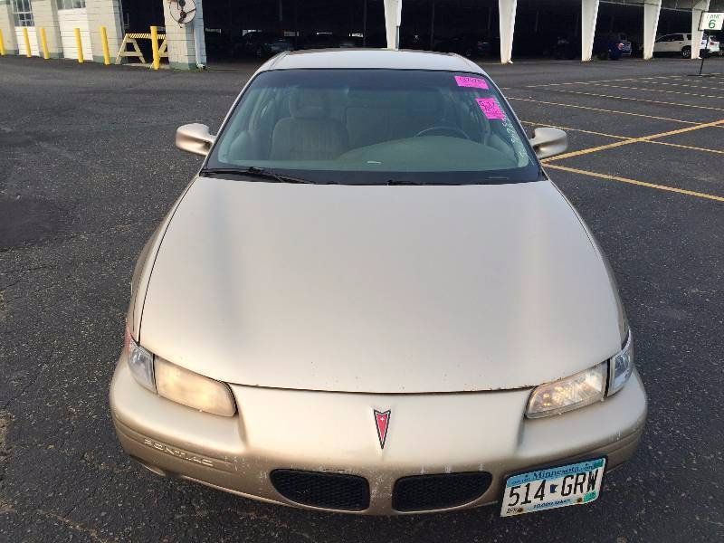 2000 Pontiac Grand Prix SE