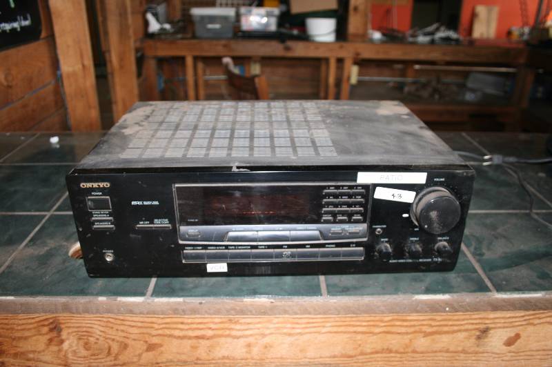 Onkyo TX8511 stereo receiver