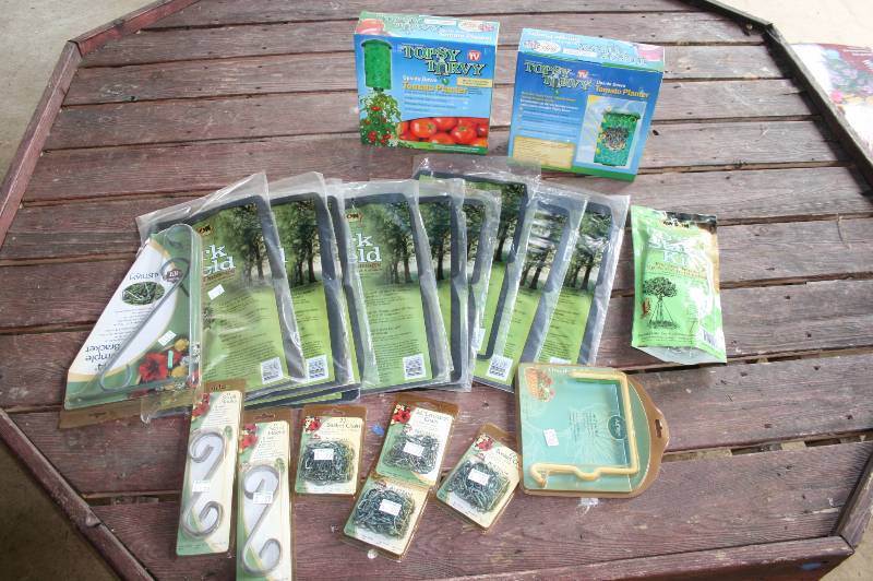 Lot of Miscellaneous Gardening products