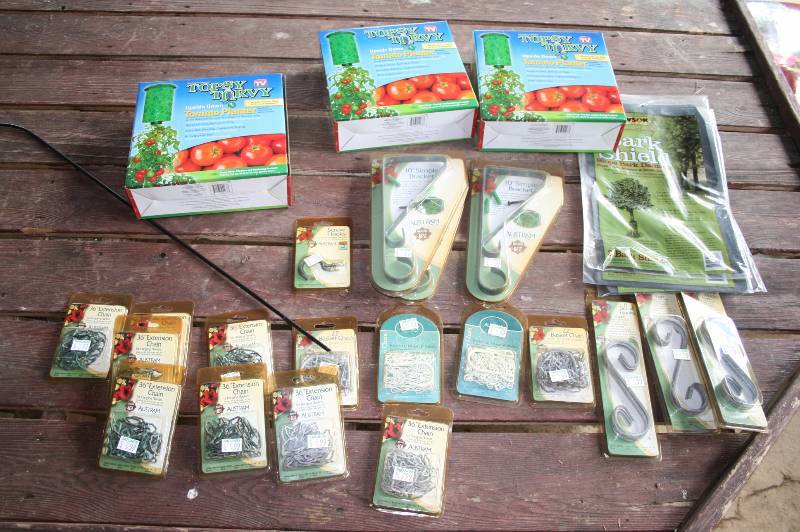 Lot of Miscellaneous Gardening products