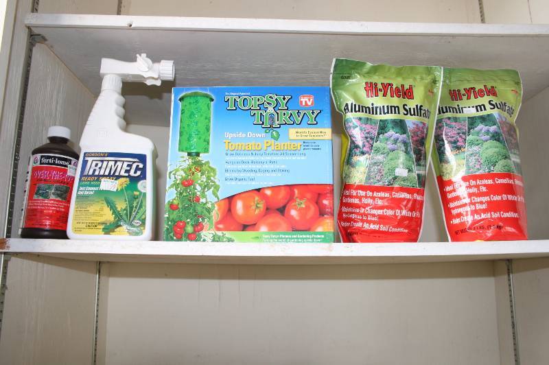 Lot of Miscellaneous Gardening products