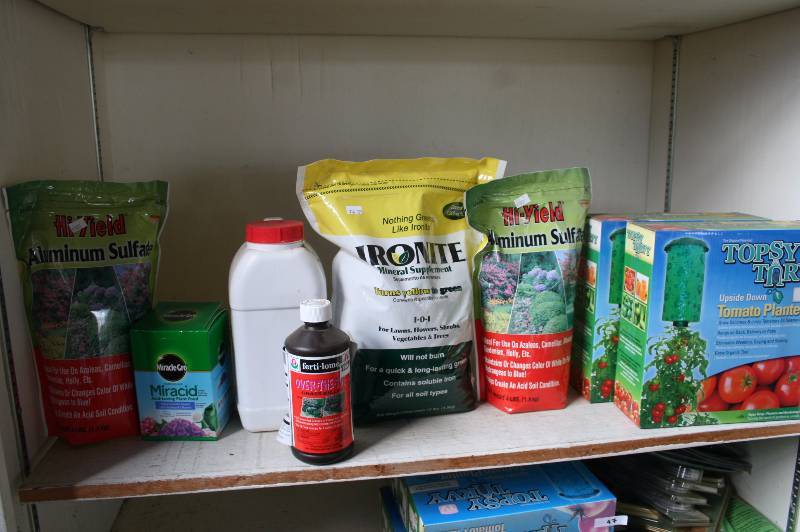 Lot of Miscellaneous Gardening products