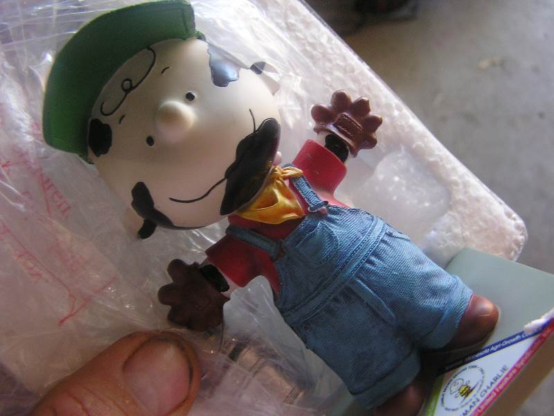lot 112 image: charlie brown westland peanuts figurine