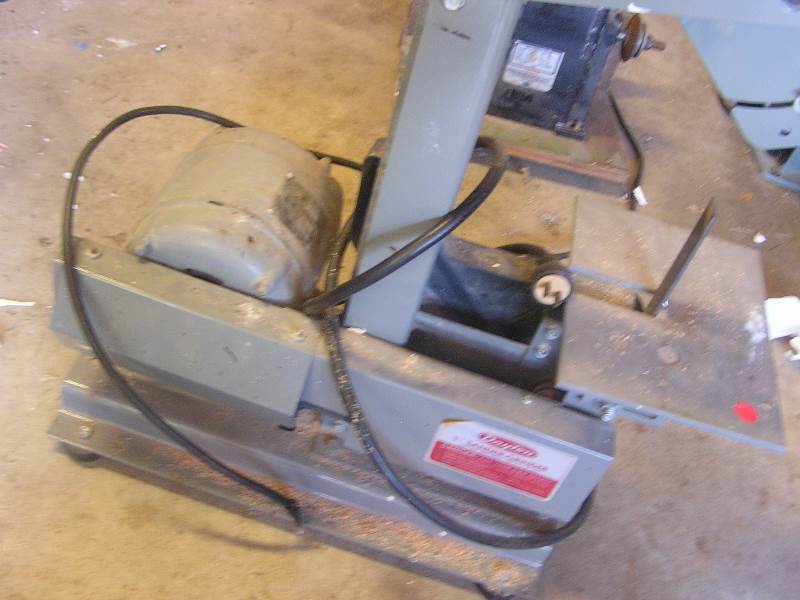 lot 118 image: dayton 1 sander  grinder belt style