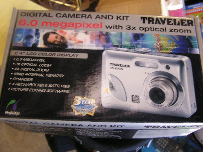 lot 122 image: new digital camera kit