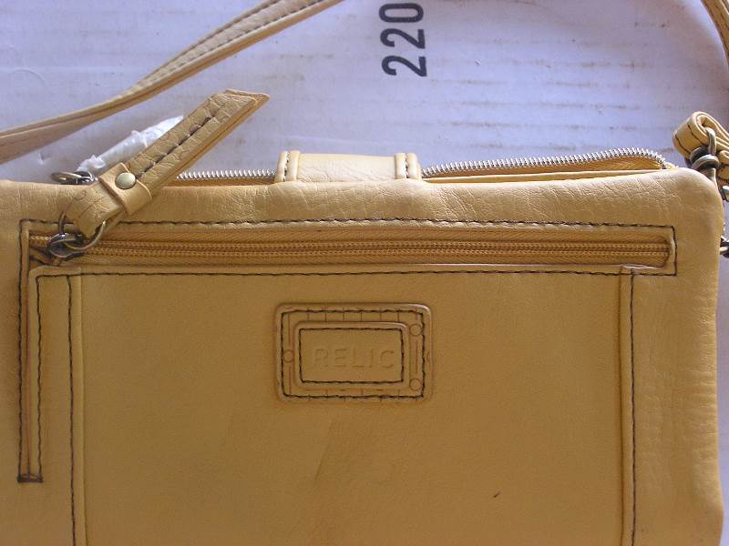 lot 148 image: relic handbag new