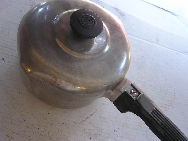 lot 178 image: wagnerware magnalite 2 qt. saucepan