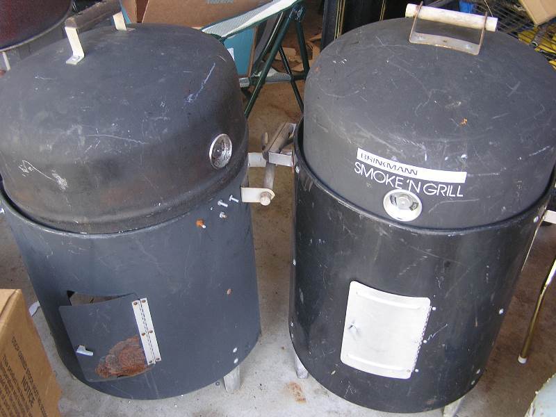 lot 186 image: lot of 2 charcoal smokers both need parts