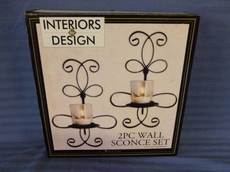lot 40 image: Home Decorative