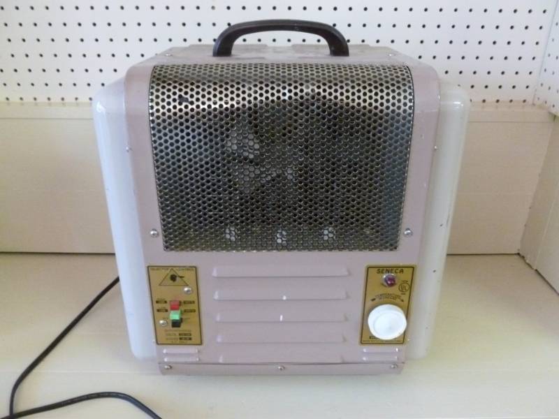 lot 59 image: Heater