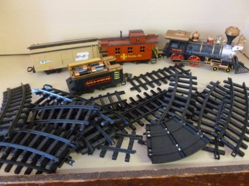 lot 64 image: Train Set