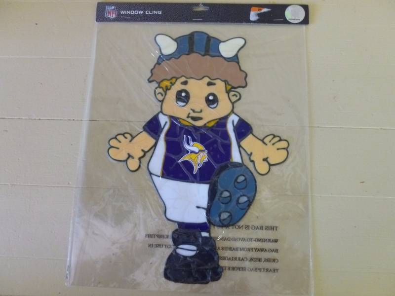 lot 65 image: Vikings Window Cling