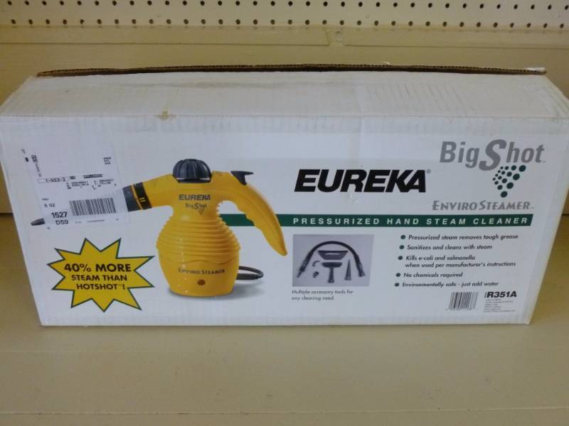 lot 71 image: Eureka Steamer
