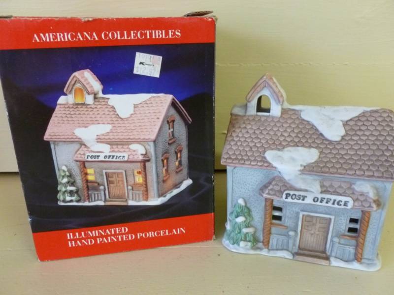 lot 74 image: Home Decorative