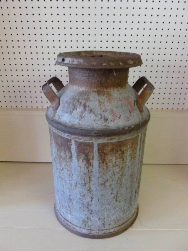lot 78 image: Vintage Milk Can