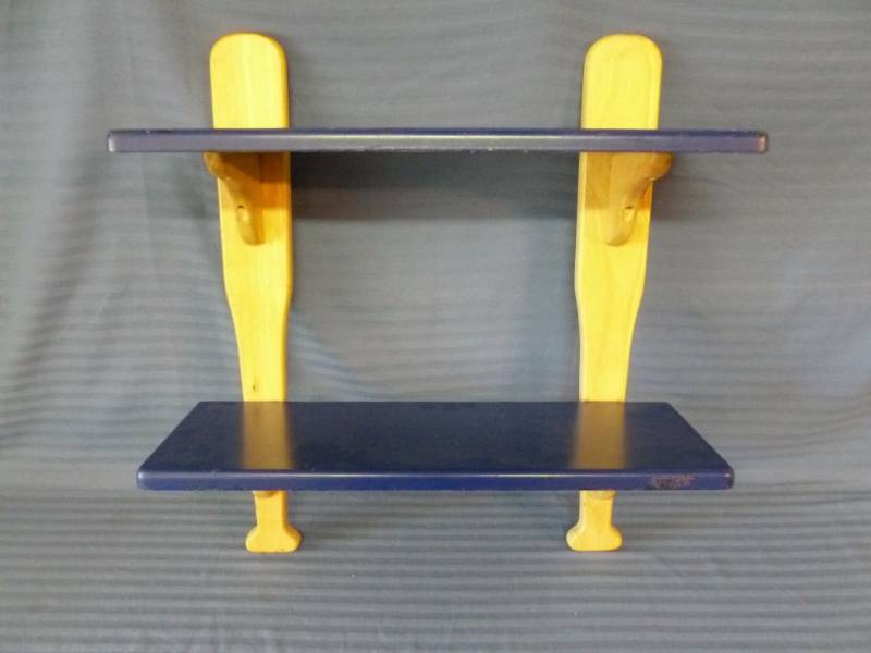 lot 84 image: Wooden Wall Shelf
