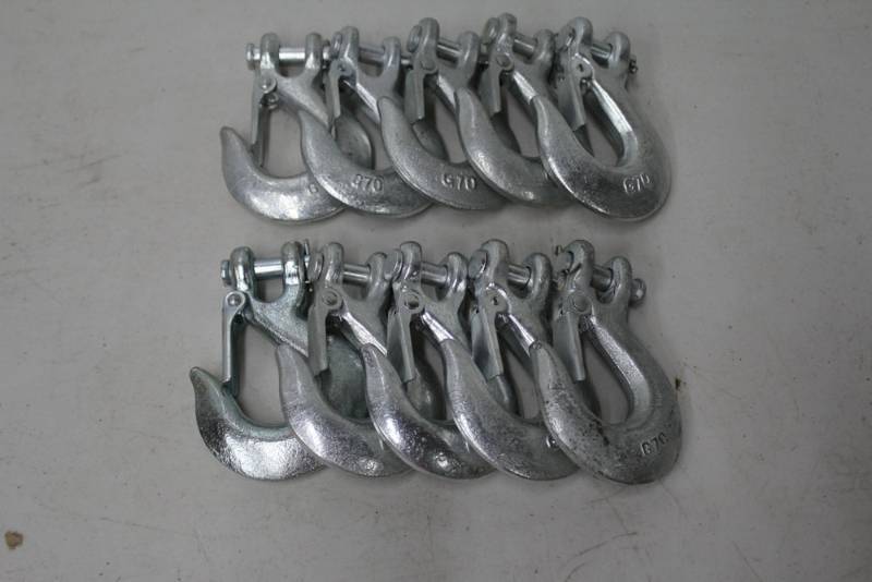 lot 31 image: Lot of (10) 38 Clevis Hooks