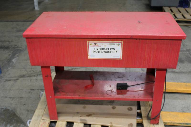 lot 32 image: Parts Washer