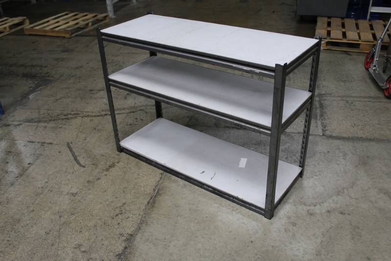 lot 34 image: 3 tier shelf unit