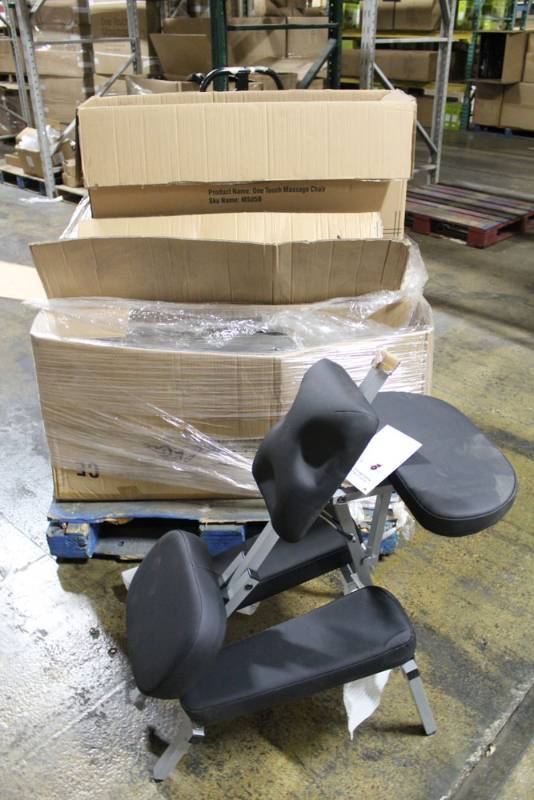lot 46 image: Pallet of Massage Chairs