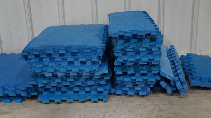 Mixed Lot of Cut Foam Pads